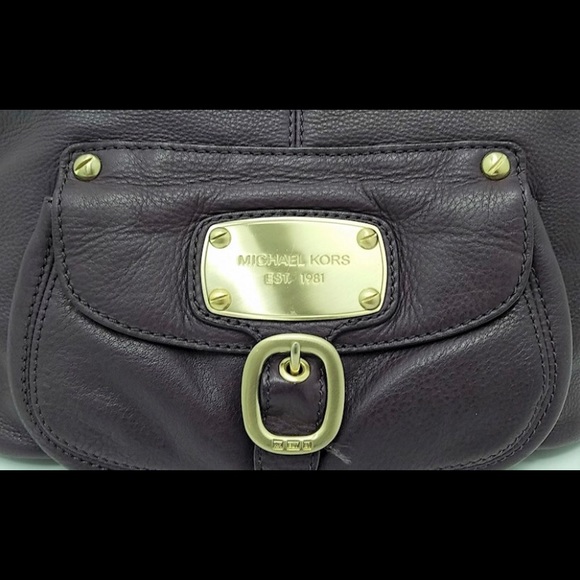 MICHAEL KORS MK HOBO SHOULDER HANDBAG (C-0905) - Picture 2 of 7